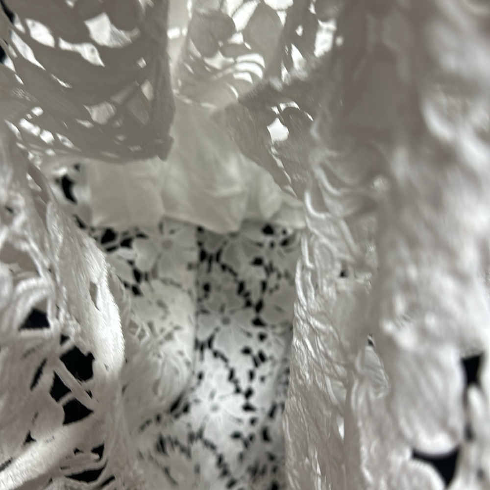 ASTR the label‎ Lace A Line Midi Dress - White / Size M / Box 23-2 - Picture 8 of 9